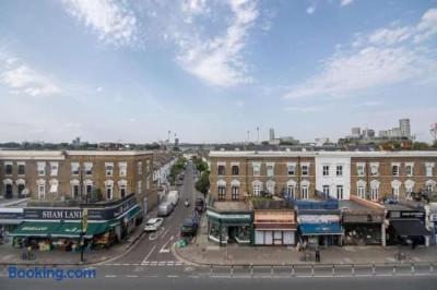 Flat 3 – 107 Uxbridge (Cozy 2-Bedroom Flat in Central West London)