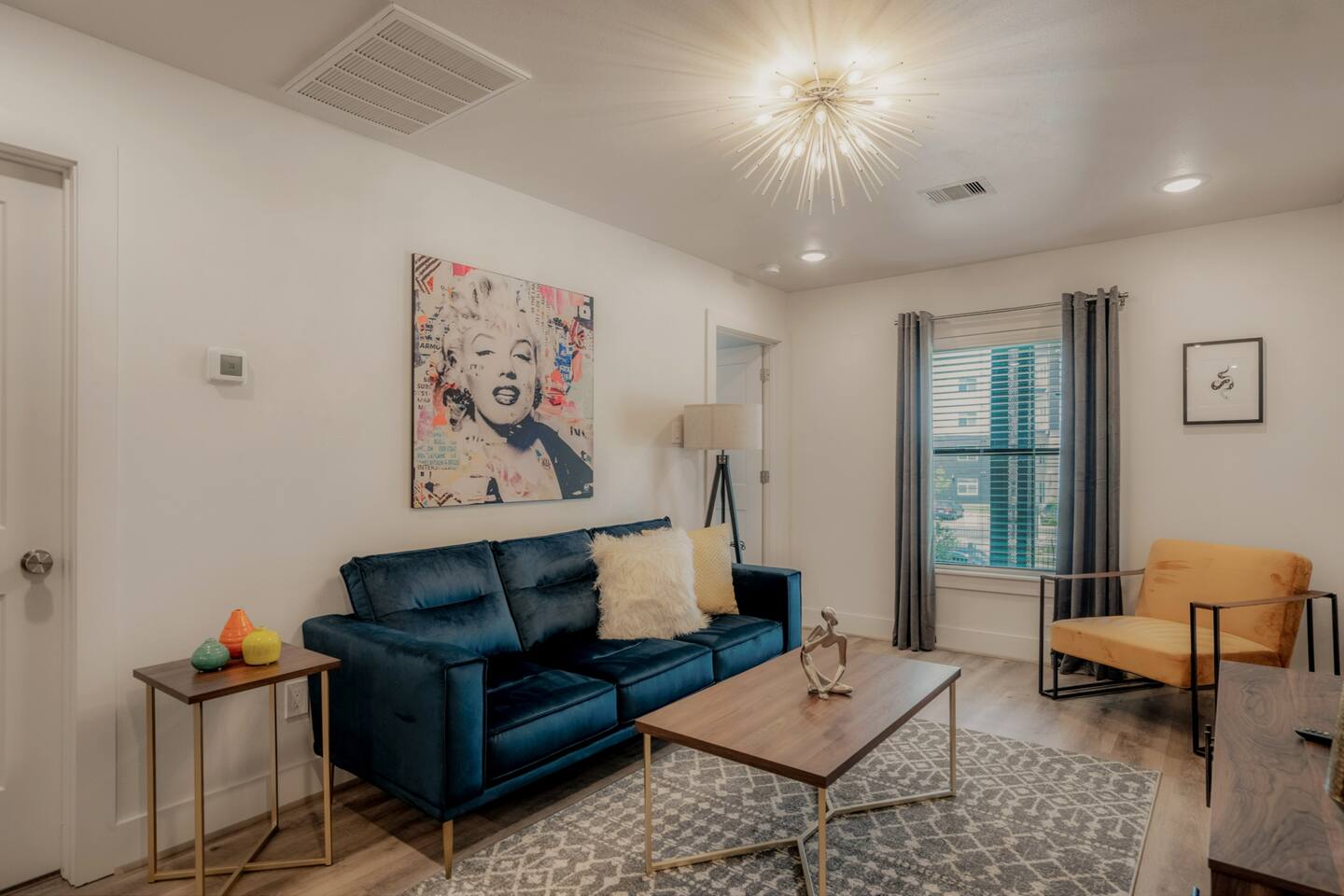 The Barbee 124 - Ensuite Corner  Unit @ The Barbee - Apartment