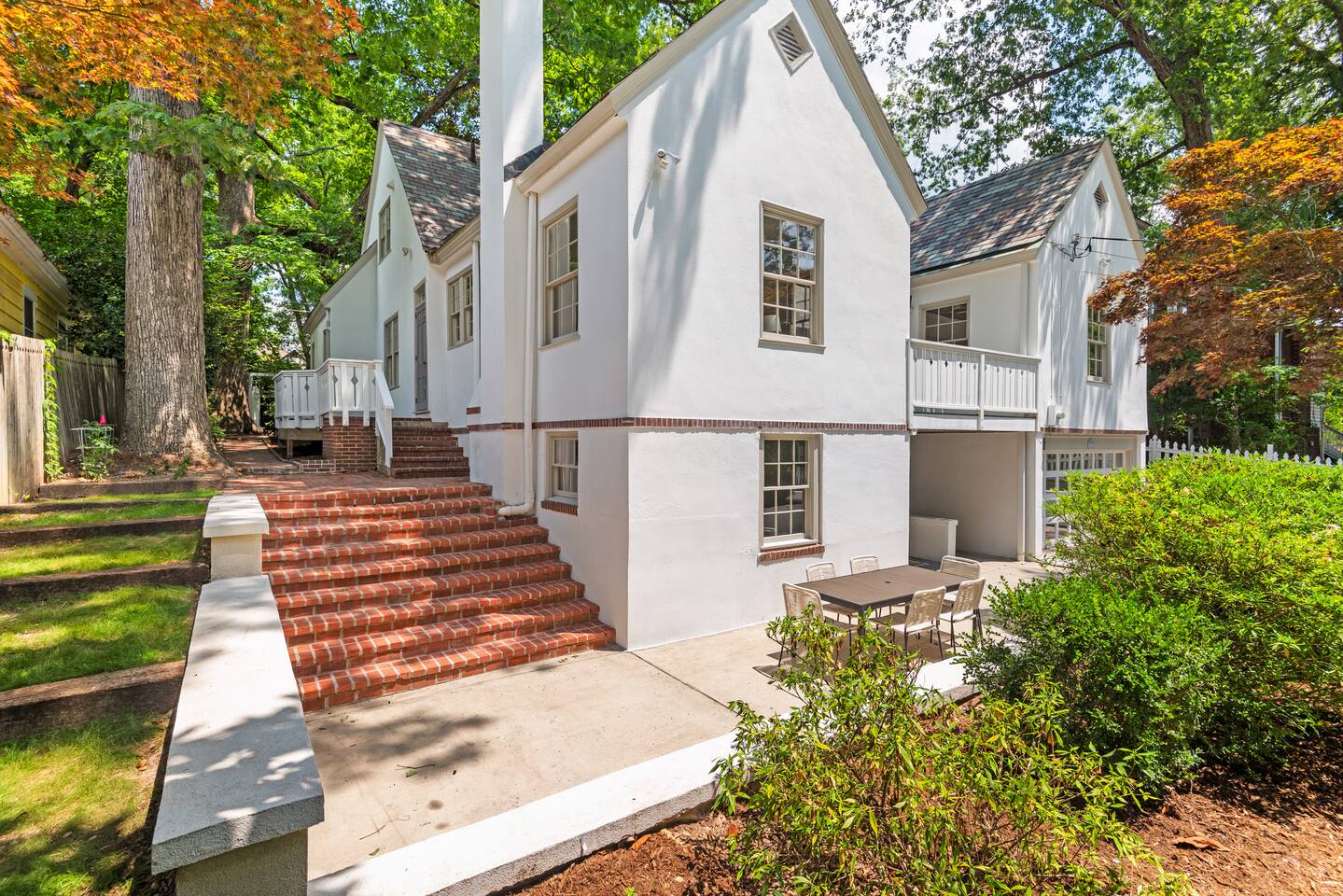 Downtown Durham Historic Manor & Event Space