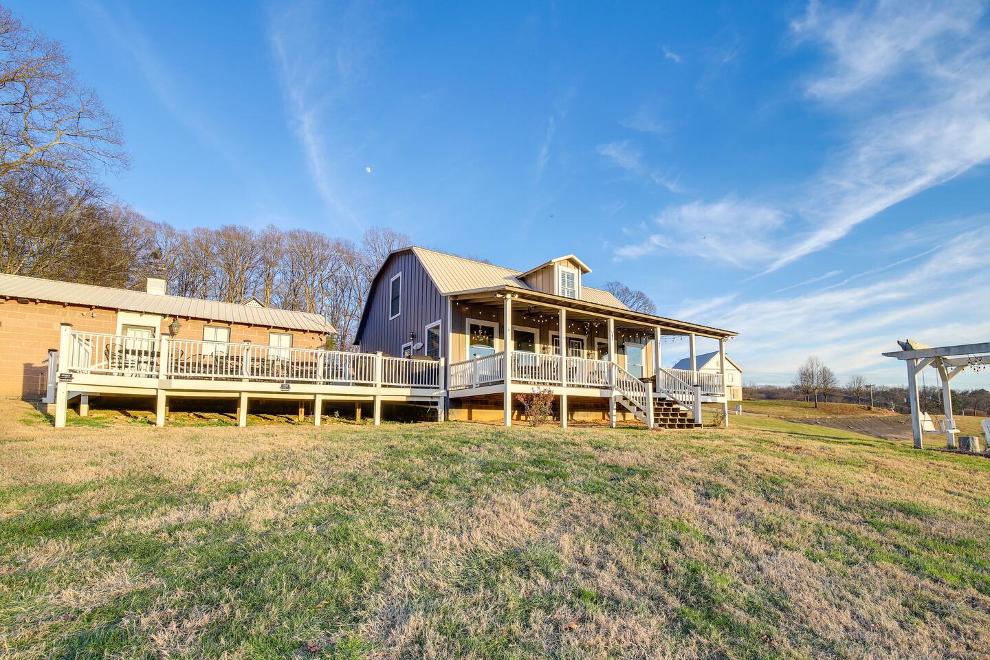 Barndo Milkbarn Fluffy Cow Wedding Venue FARM STAY