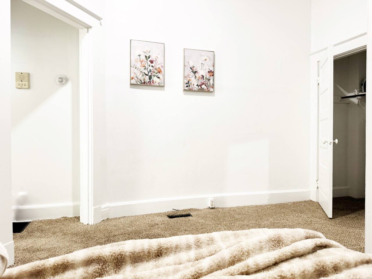 The Harrison D | QUEEN 1BD/1BA Apt near River