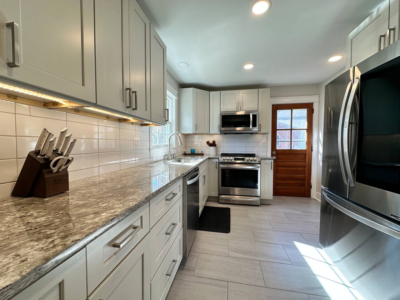 Blue Ridge - Downtown Leesburg