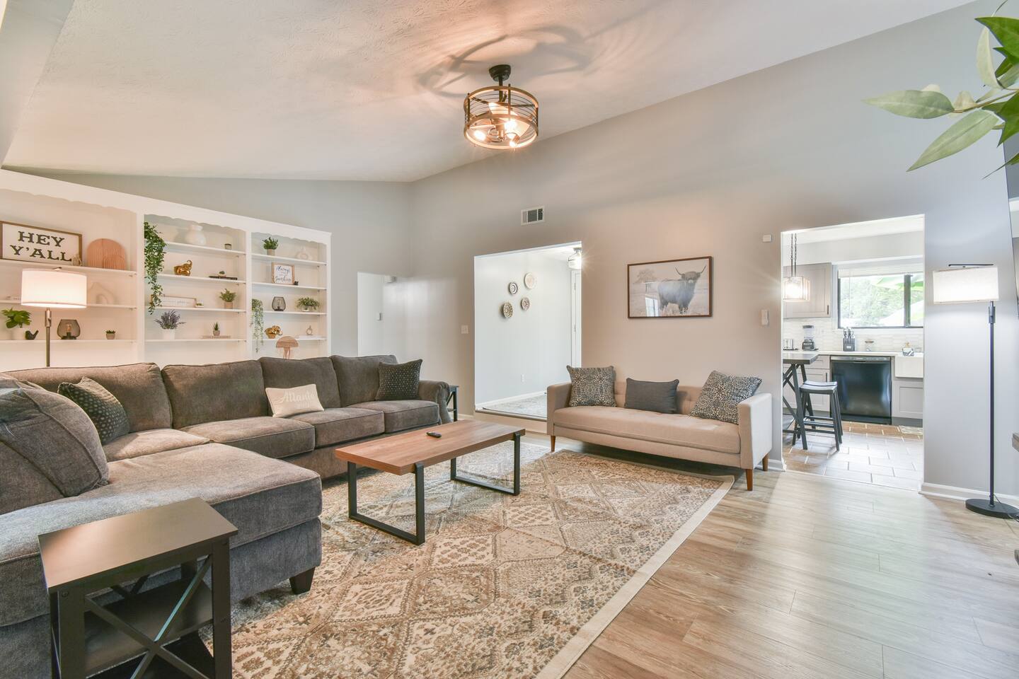 Relaxing 3-Bedroom Home with Arcade & Private Yard