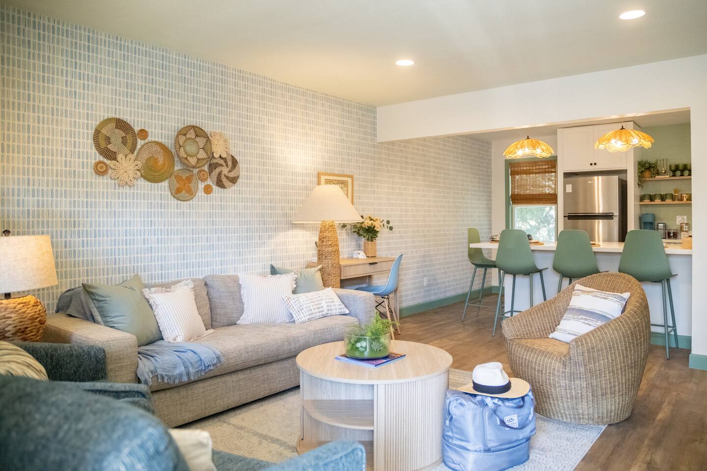 Kid-Friendly 2BR w/ Pool, Walk to beach