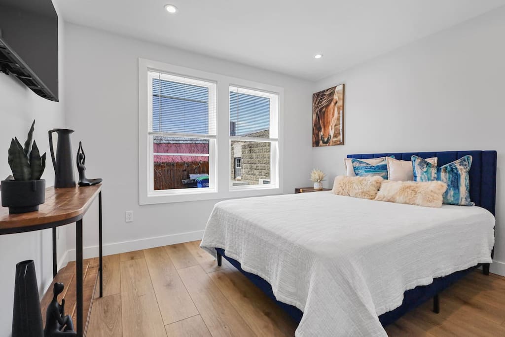 Cambridge/Boston 3BR2Bth Parking, W/D, Subway, A/C