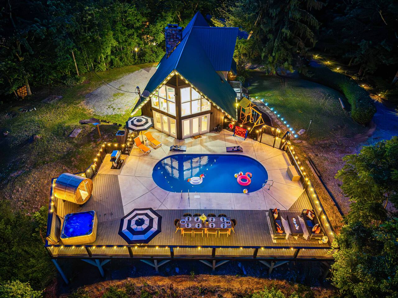 Luxury Chalet | Epic Smoky Mtn Views | Arcade Fun