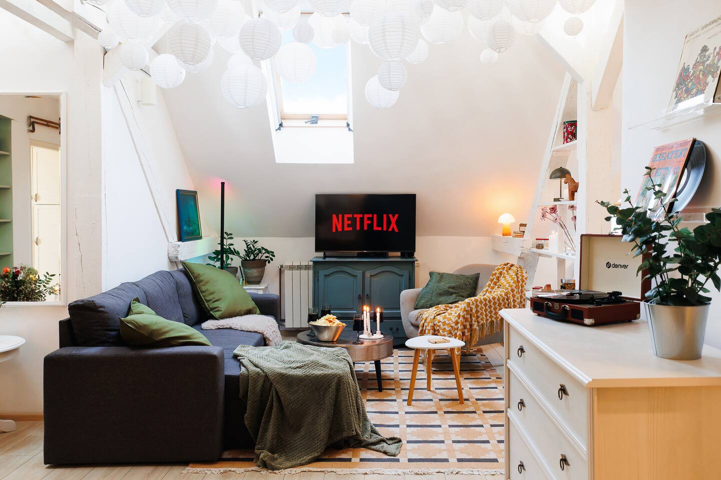 Pintrst-Penthouse 110m² | Ping Pong | Old Town