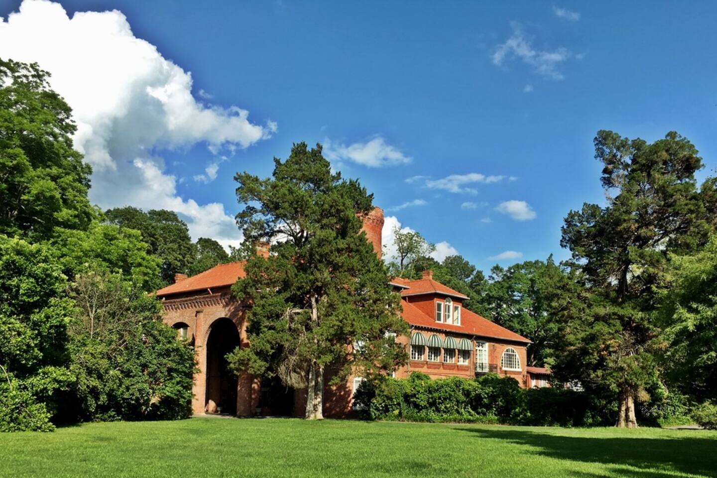 Suite 6 | Historic Elegance | Modern Comfort