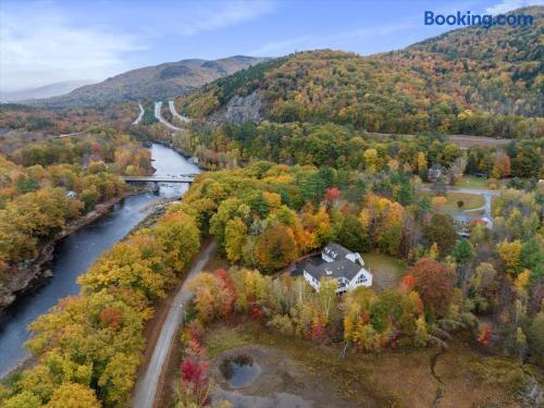 1BD Riverside NH Unit: Balcony, Laundry, 10-Acres