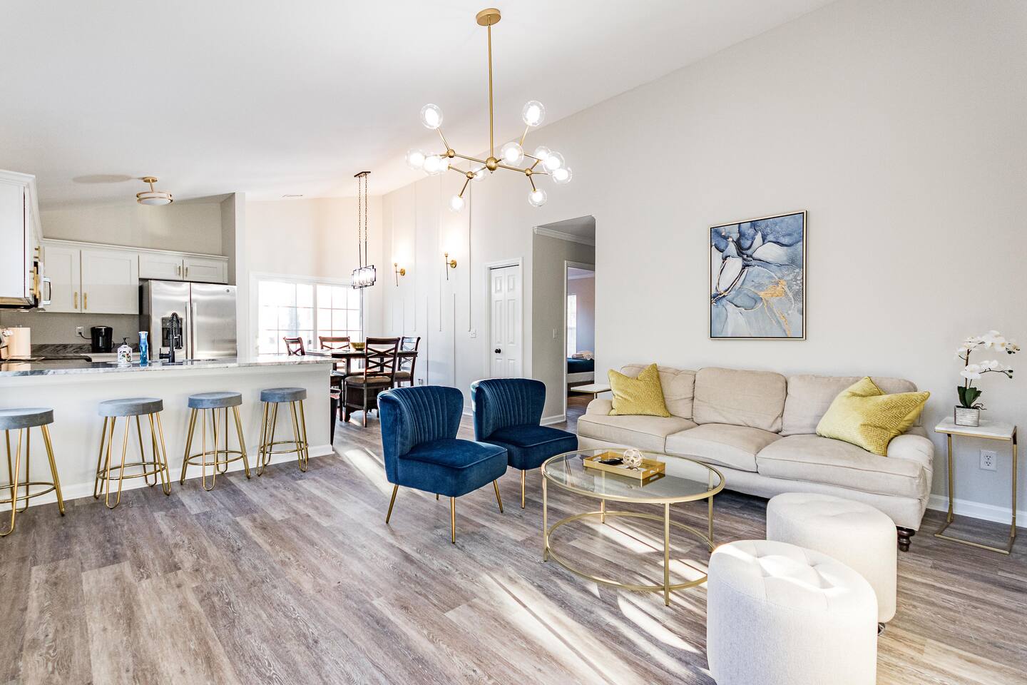 Home w master suite 15 from RTP & Dtown Durham