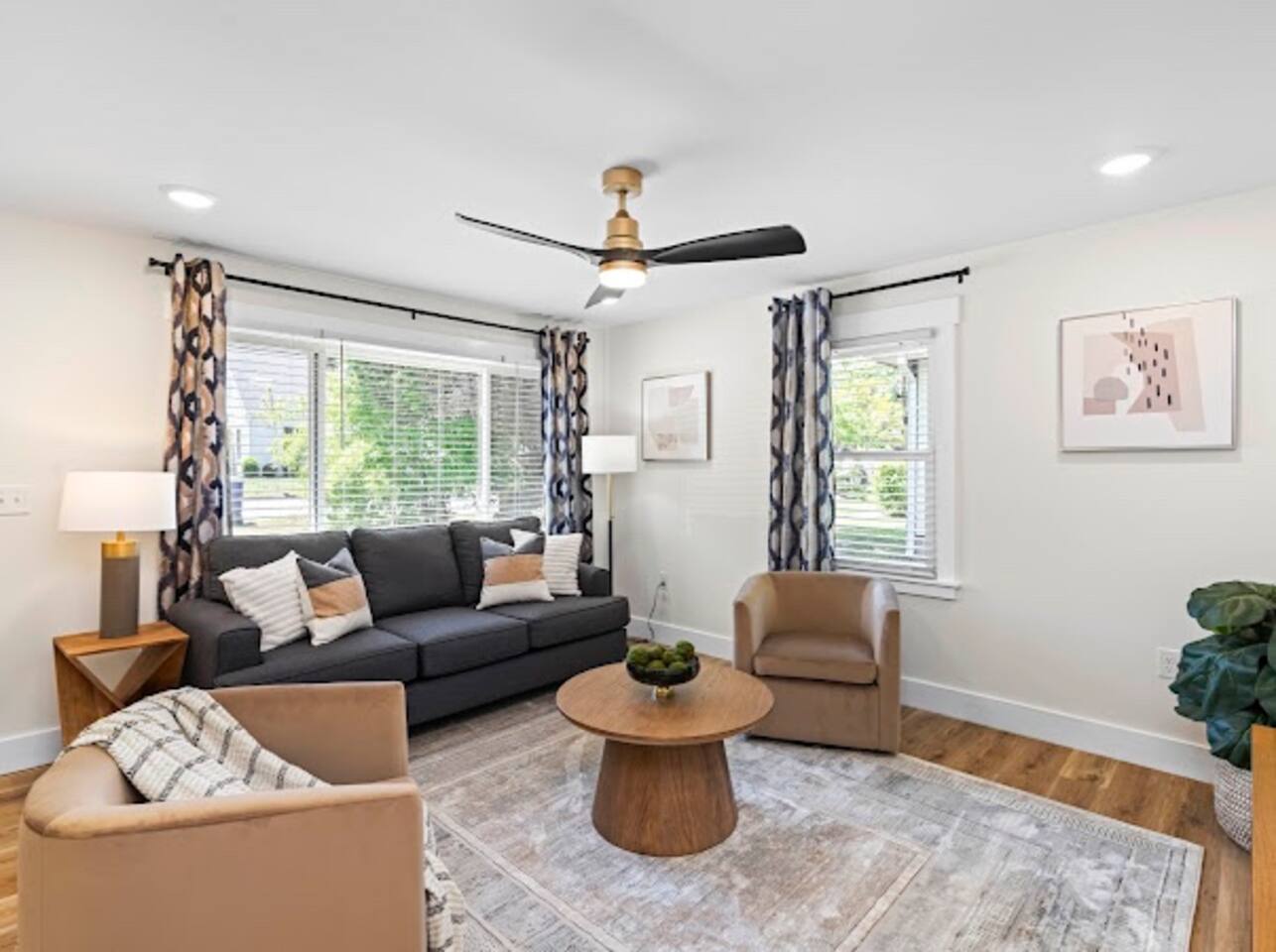 Modern Retreat:  Chic Living 5 min from DT Durham