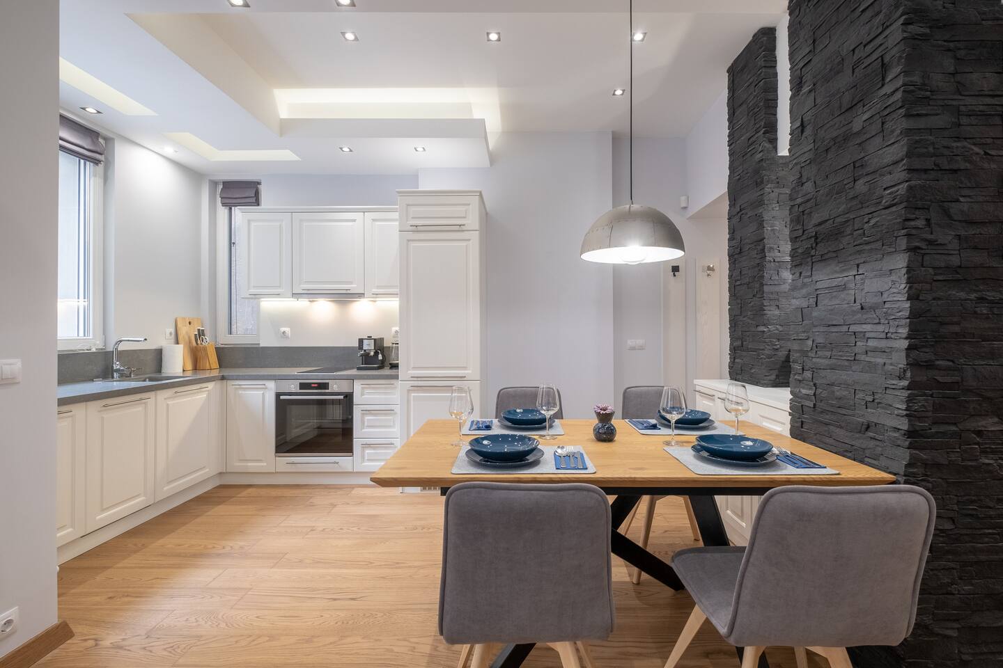 ♛Dream 2BDR/2BTHR APART at the Best city Location♛