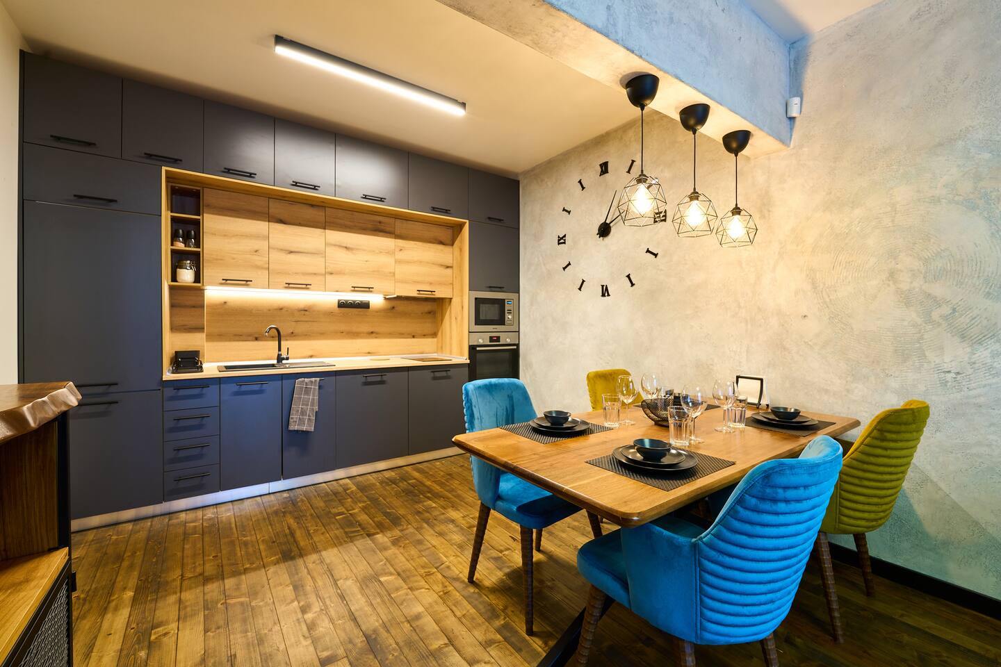 Luxury 2 Bedroom Apartment - Private Garden