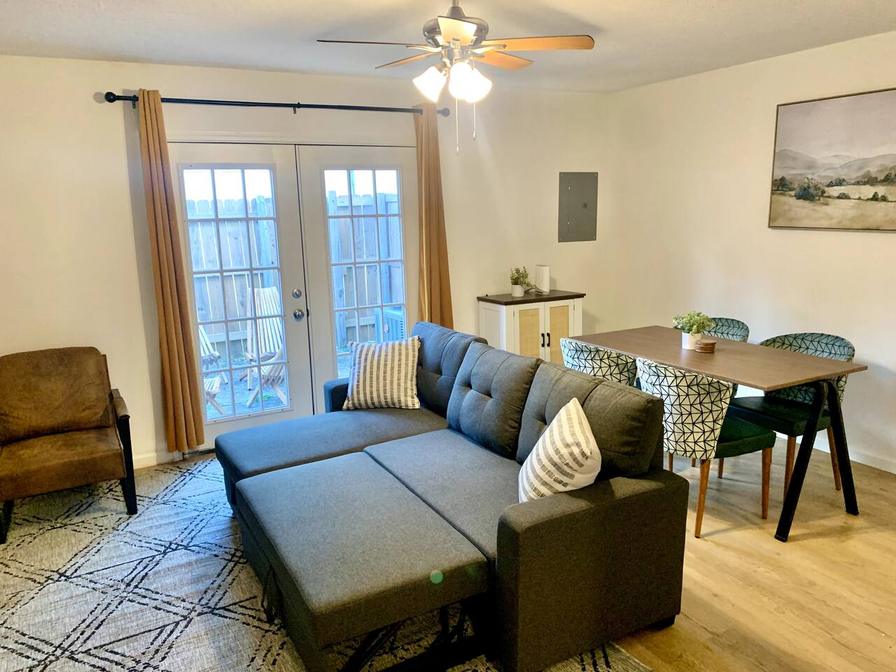 2 Bedroom Central Comfort MSU