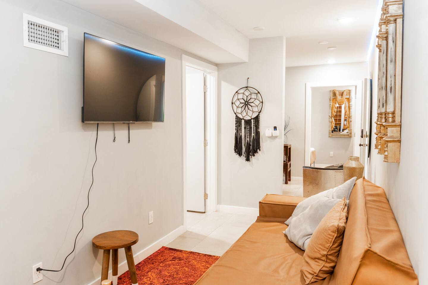 Trendy Brickell 2bd/2bth Free Parking Apt 3