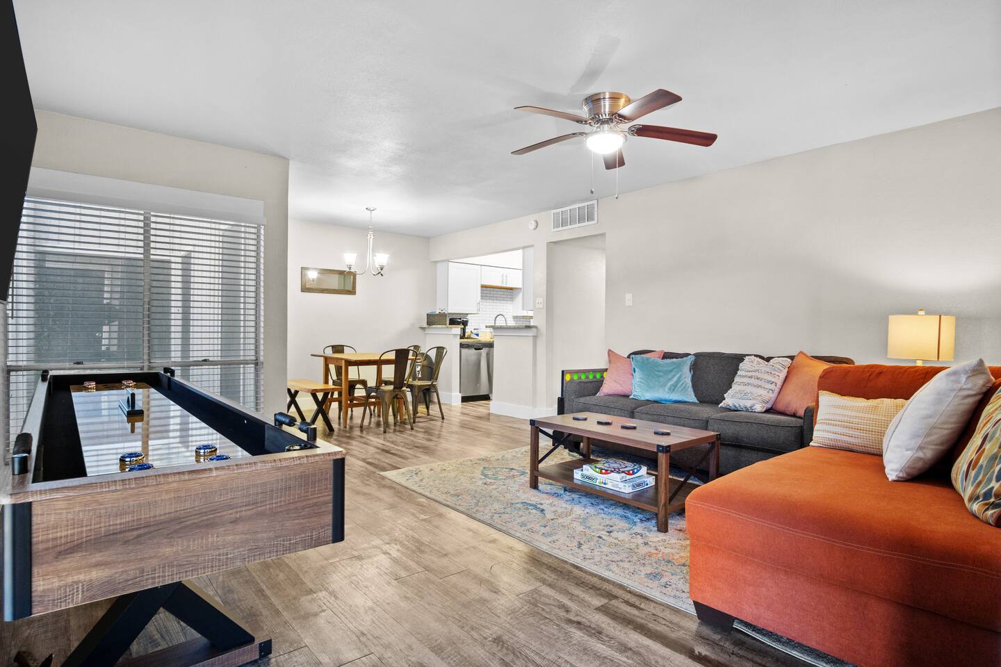 At&T & Globe Life Comfort+Games. Walk to Stadiums