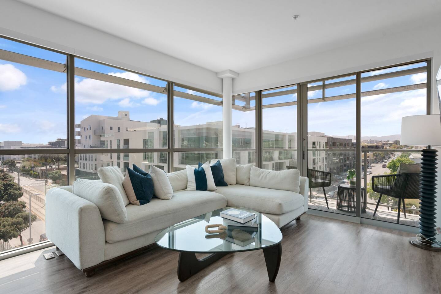 Amber Drift - Santa Monica 2BR Penthouse Ocean views