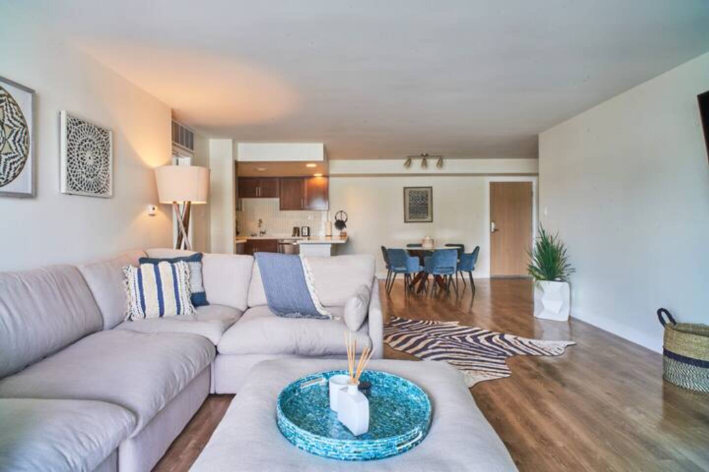 Blue Agate - Seaside Bright 2BR with Marina Views