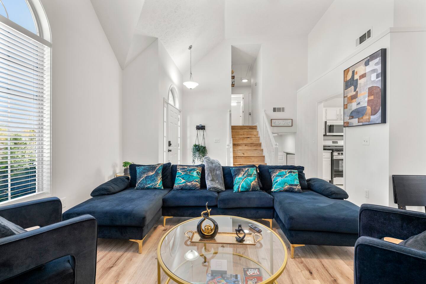Cozy Tranquil Alcove