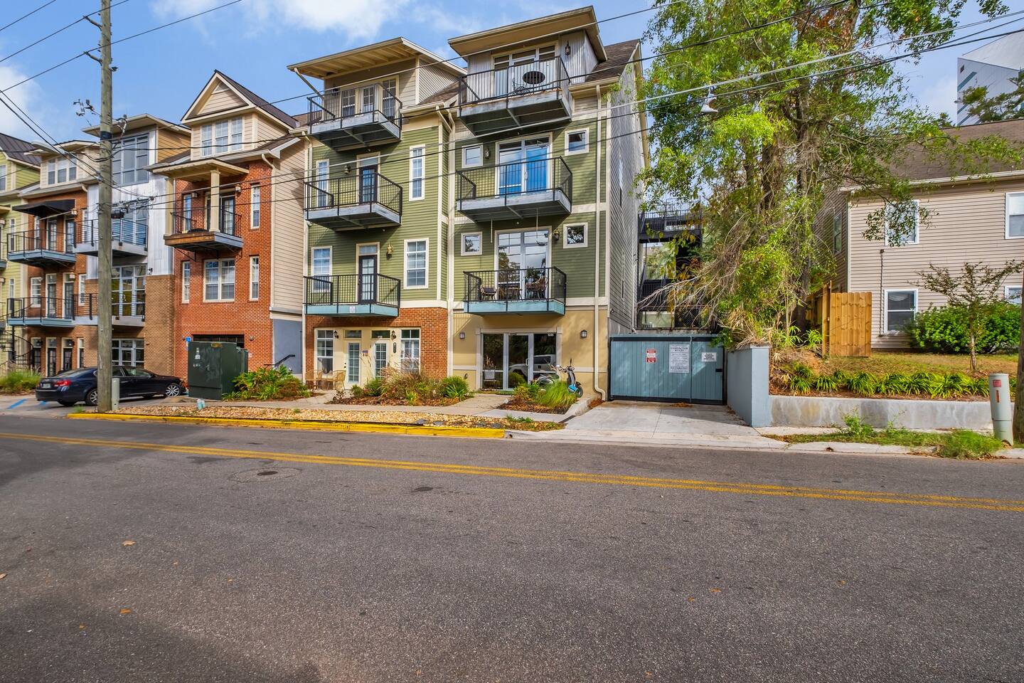 The Governor - A Luxury Downtown Condo