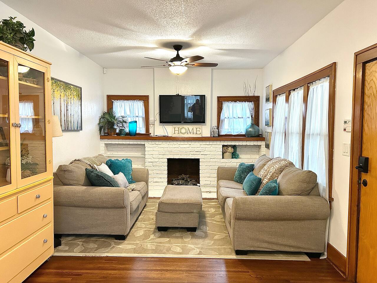 Riverside Gem - Fully Fenced Yard W/ Washer&Dryer!