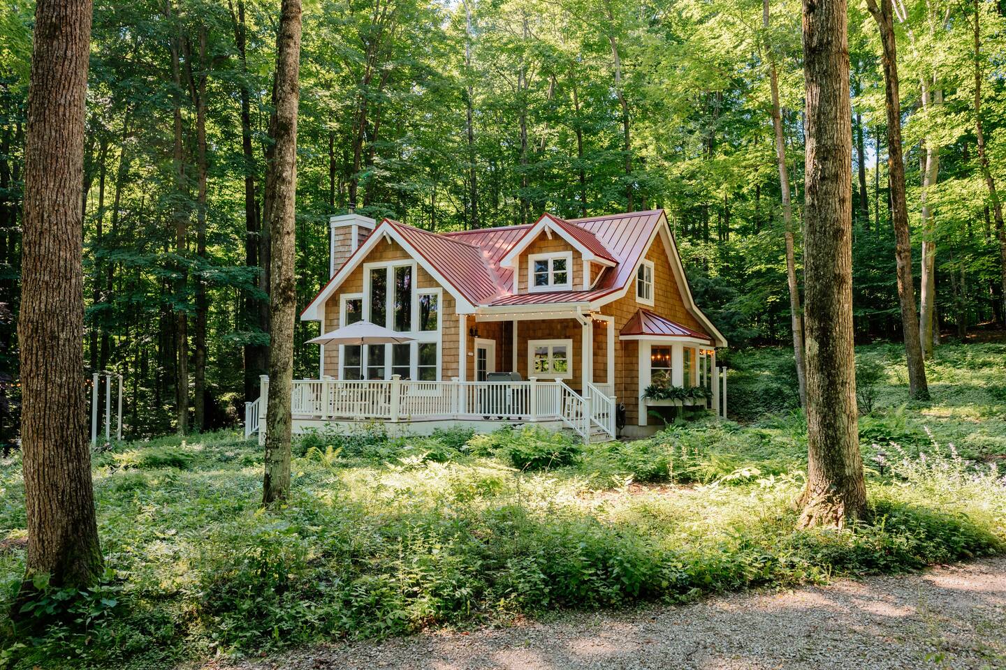 NEW! TC Cottage - Secluded & Pet Friendly