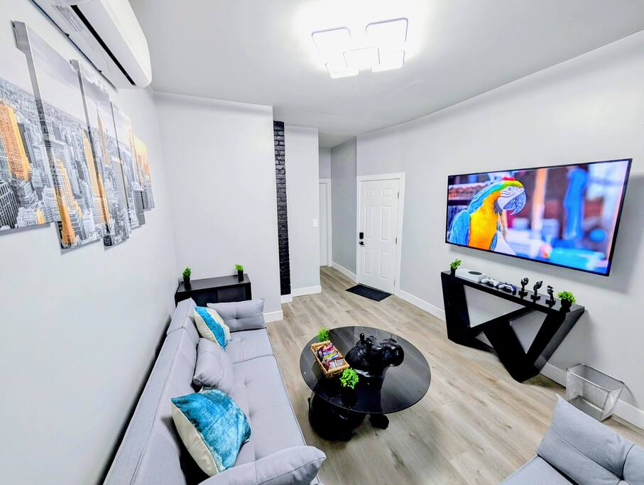 Newly renovated luxury 3BR Condo! 30 mins to NYC