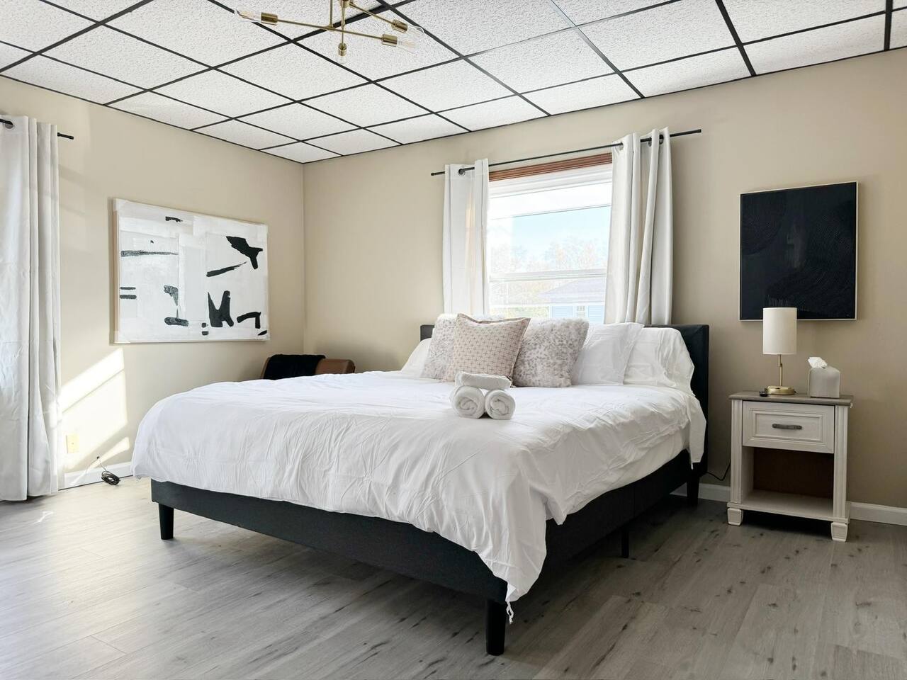 Parkland Home | KING 2BD/1BA Townhome in Ev photo 3