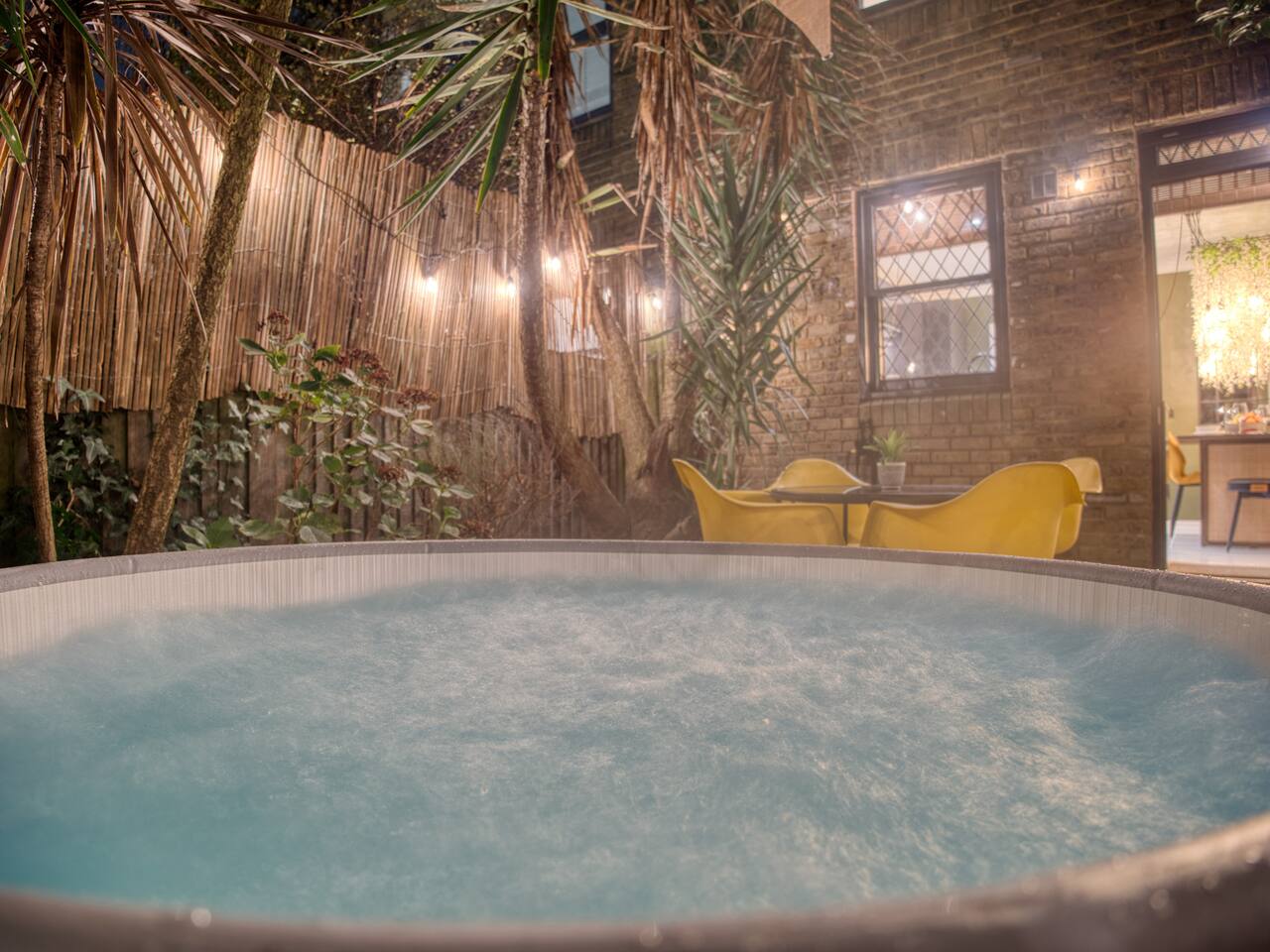 London Fulham - hot tub, parking & games room