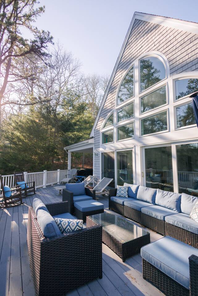 World Cup Getaway |Lakefront Near Gillette Stadium