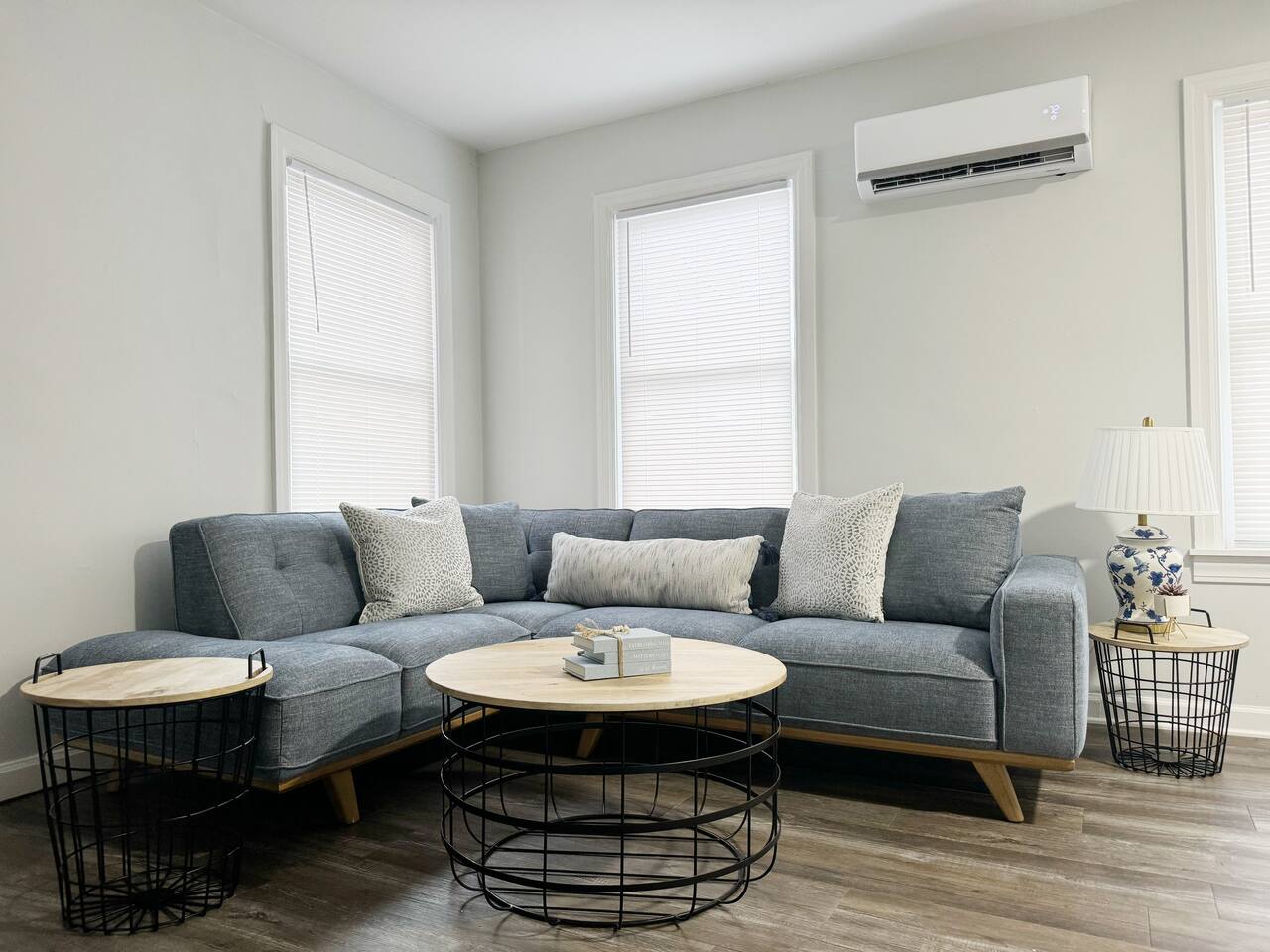 Riverside A6 | QUEEN 1BD/1BA Apt near River