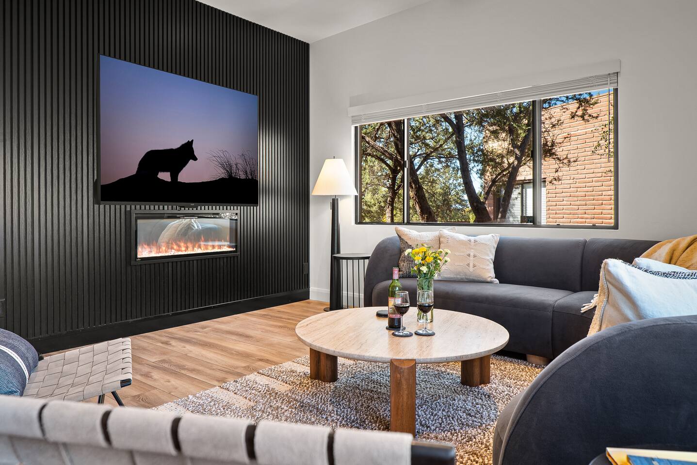 Coyote Den-Wedding weeks/hiking days/starry nights