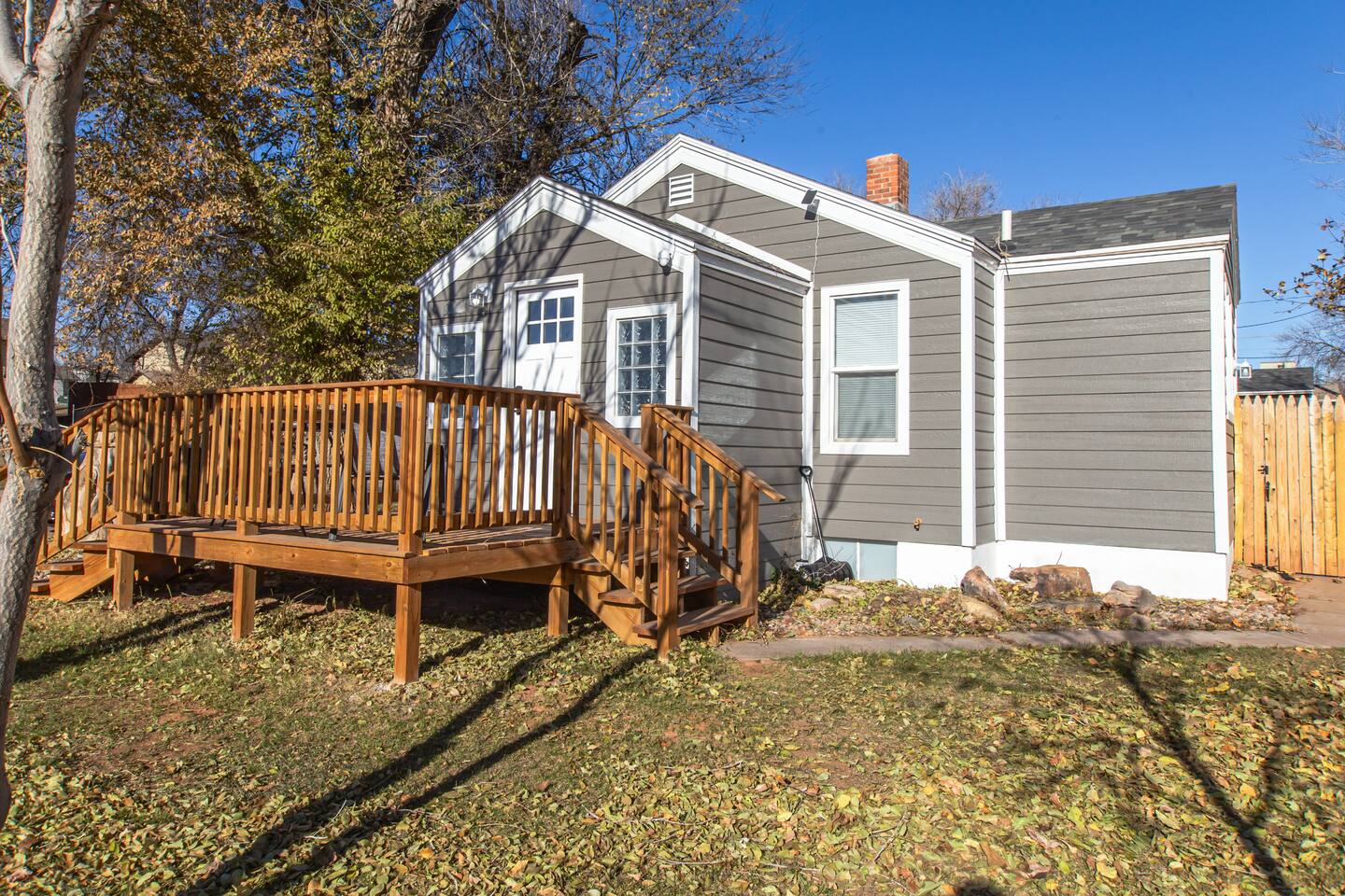 ⁂Pet-Friendly⁂Fenced Yard⁂Cozy Westside Abode⁂