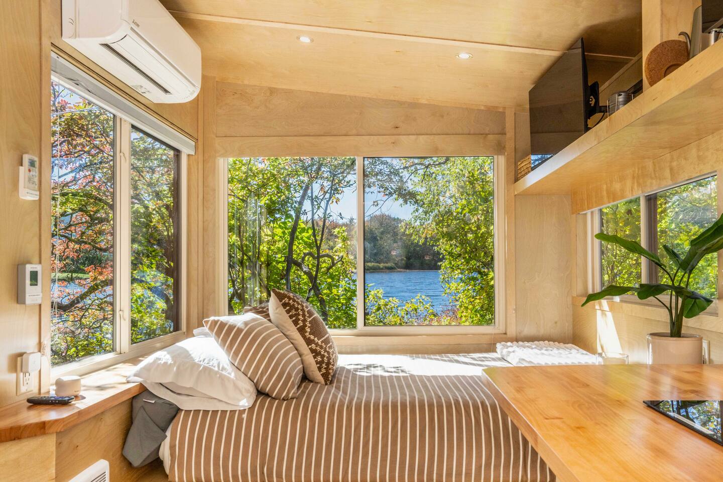 Panoramic Point Tiny House