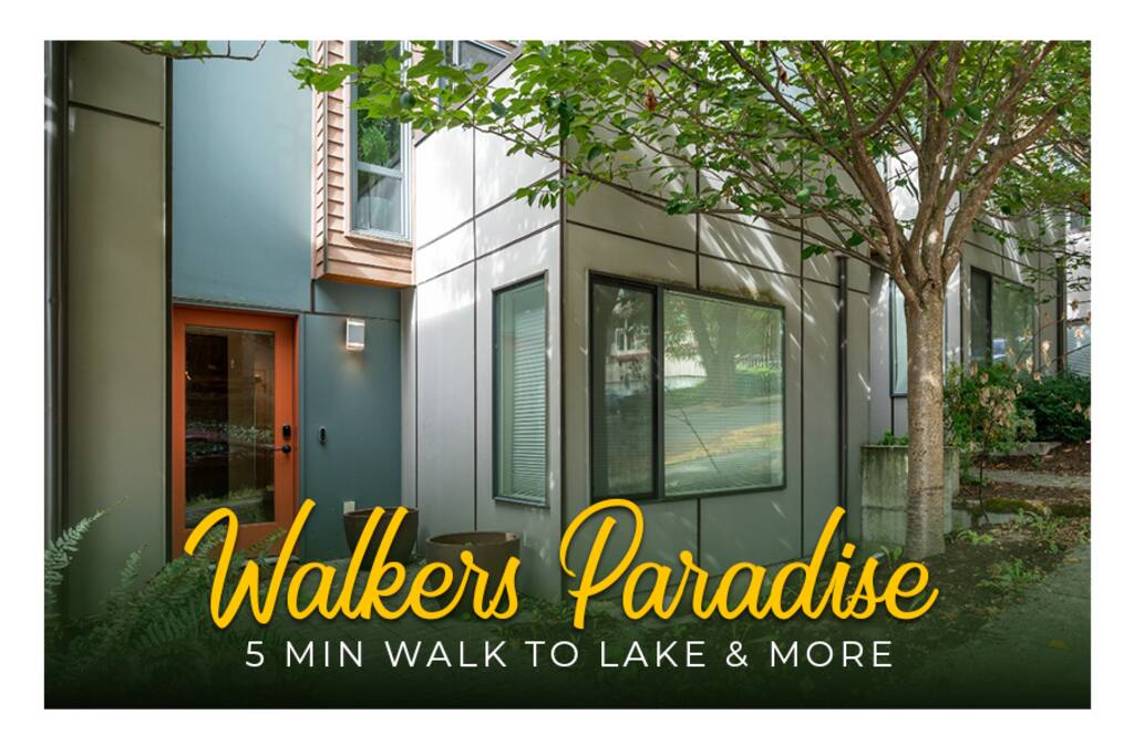Walkers Paradise! ~ A/C ~ 5 Min Walk To Lake &More