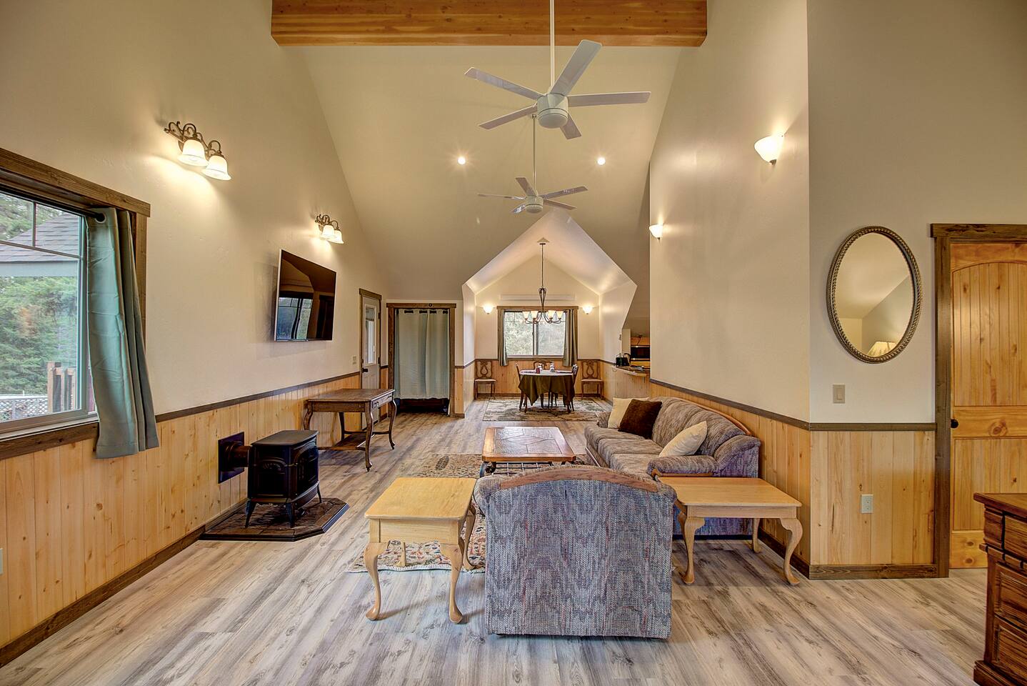 Elite Studio Apartment Whitefish