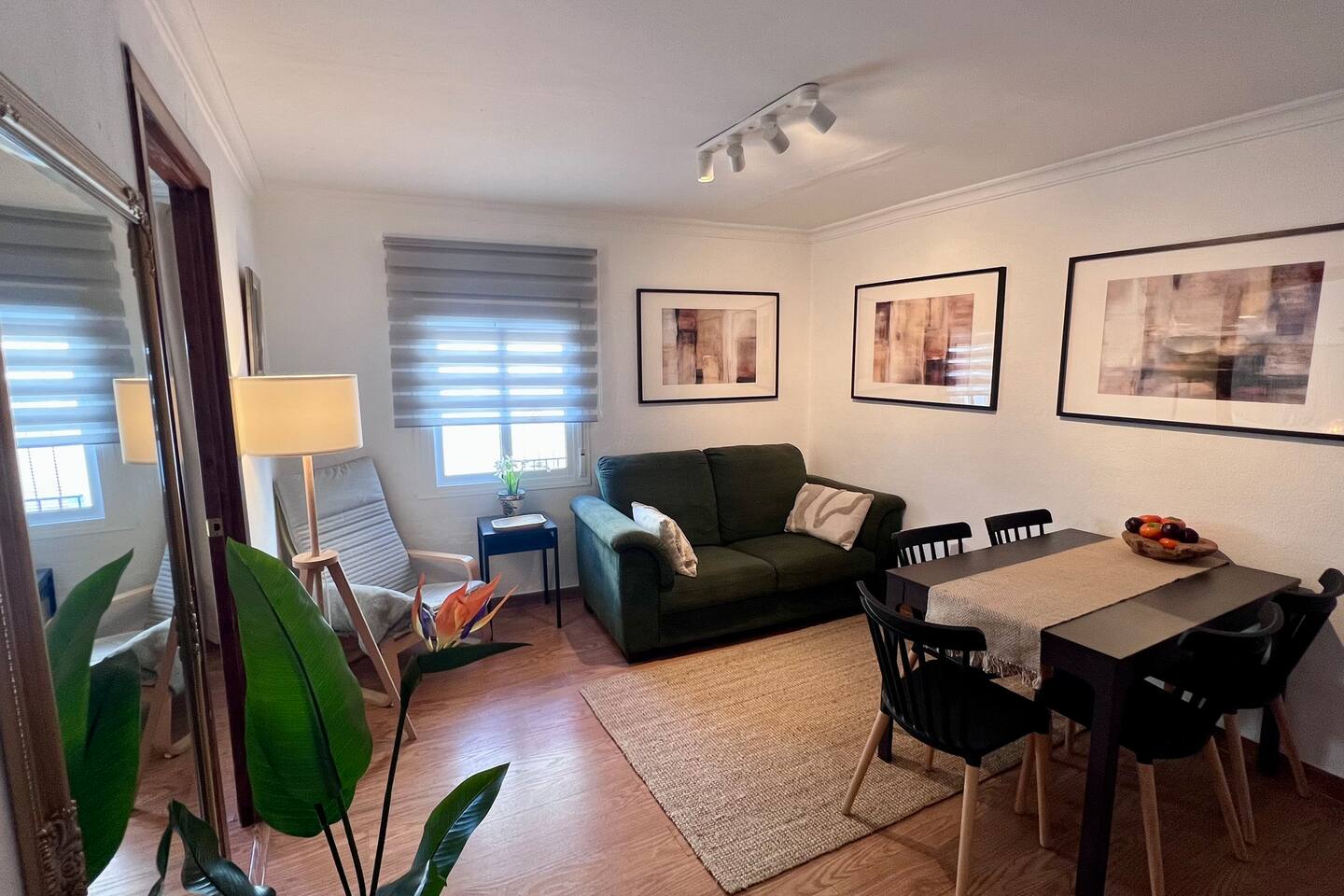 Cozy Historical Andalusian 3BR House Peachy Stays