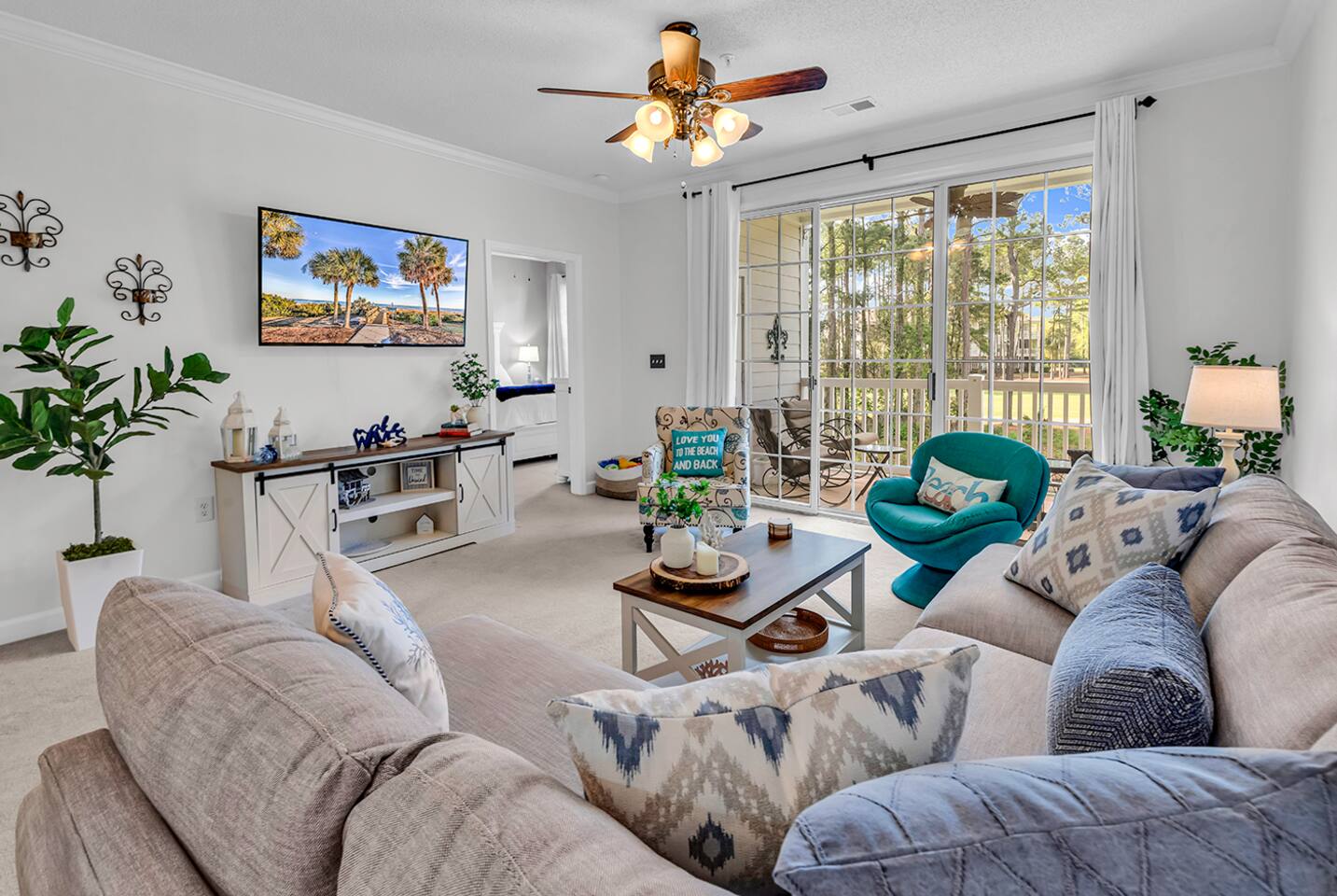 2BR Barefoot Resort Condo | Pool & Near Beach