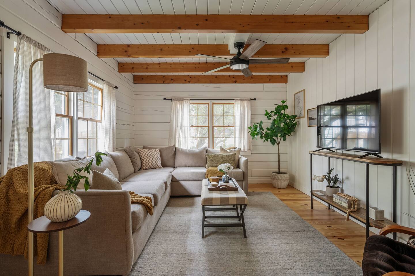 NEW! The Cabin - Close to Beach & Bay!