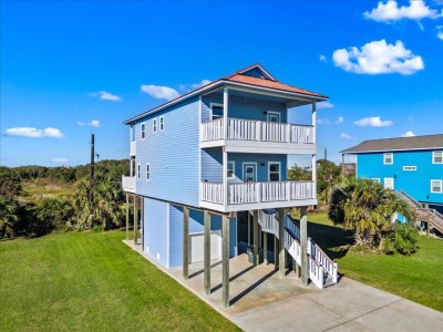 Two-story Galveston beach house