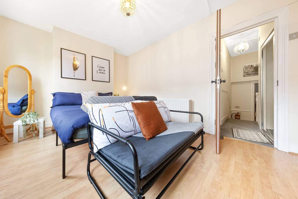 Quadruple - King Room