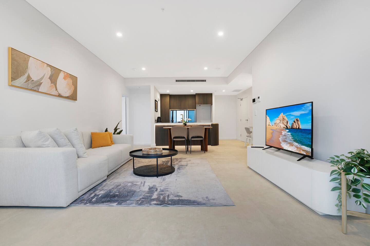 Modern 2BR with City Views & Pool Near Parramatta