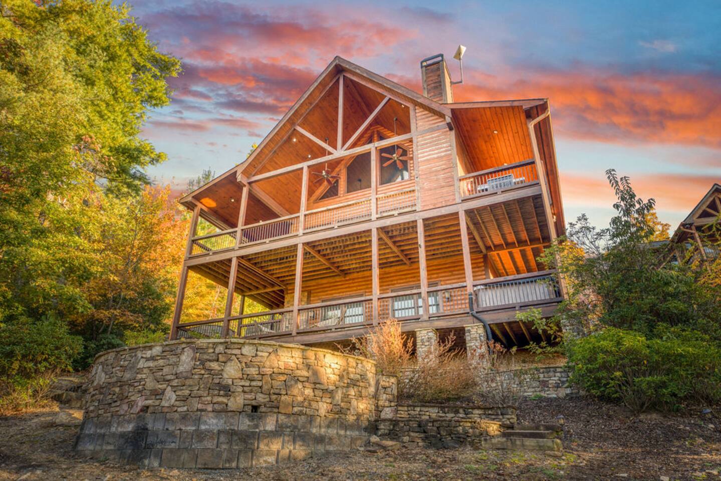 Lux&Views|Movie Room|Game Room|Hot Tub|Hiking Trls