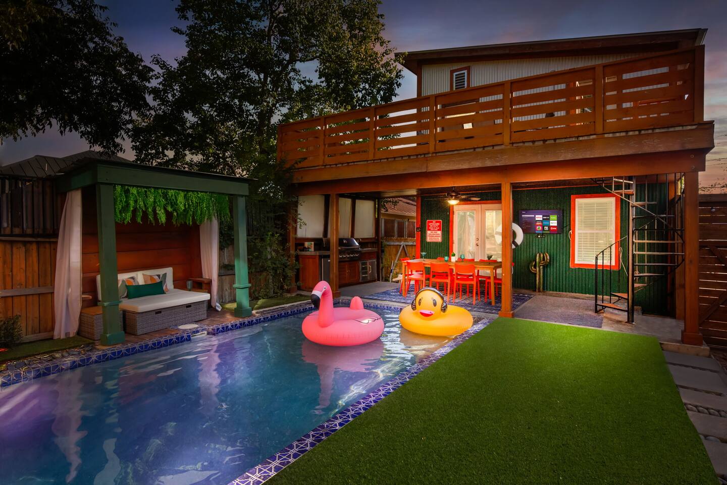 Free Heated Pool - BBQ - Cabana - Families -Casita