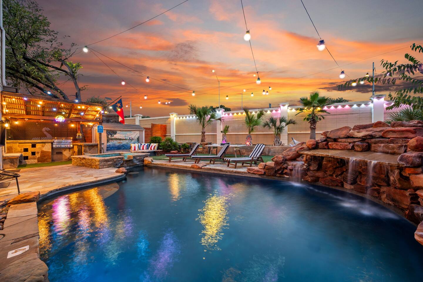 ATX Oasis! 3-Story Home - Heated Pool, Spa, Sauna!