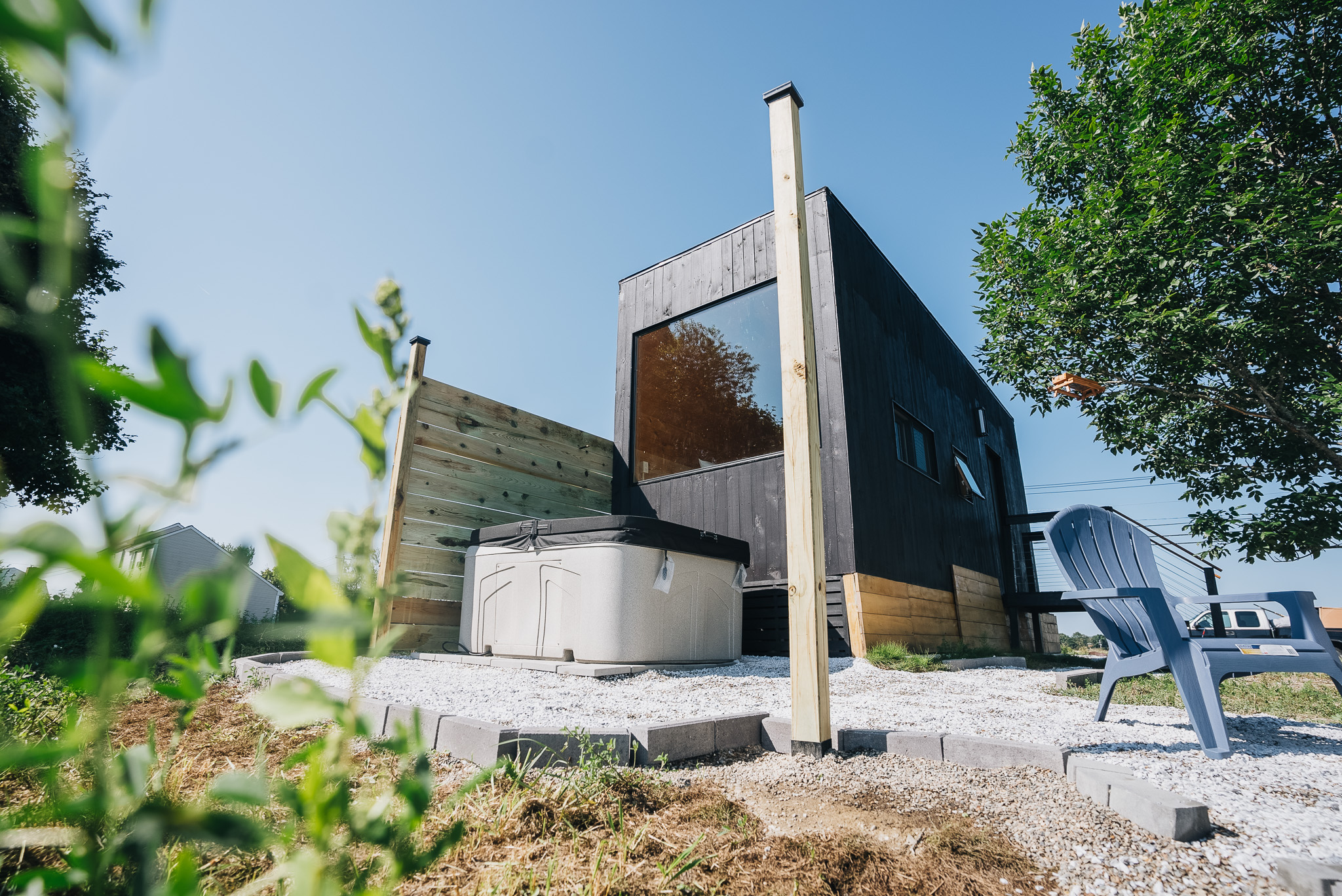 Field of Dreams Tiny Home Patio & hot tub photo 8