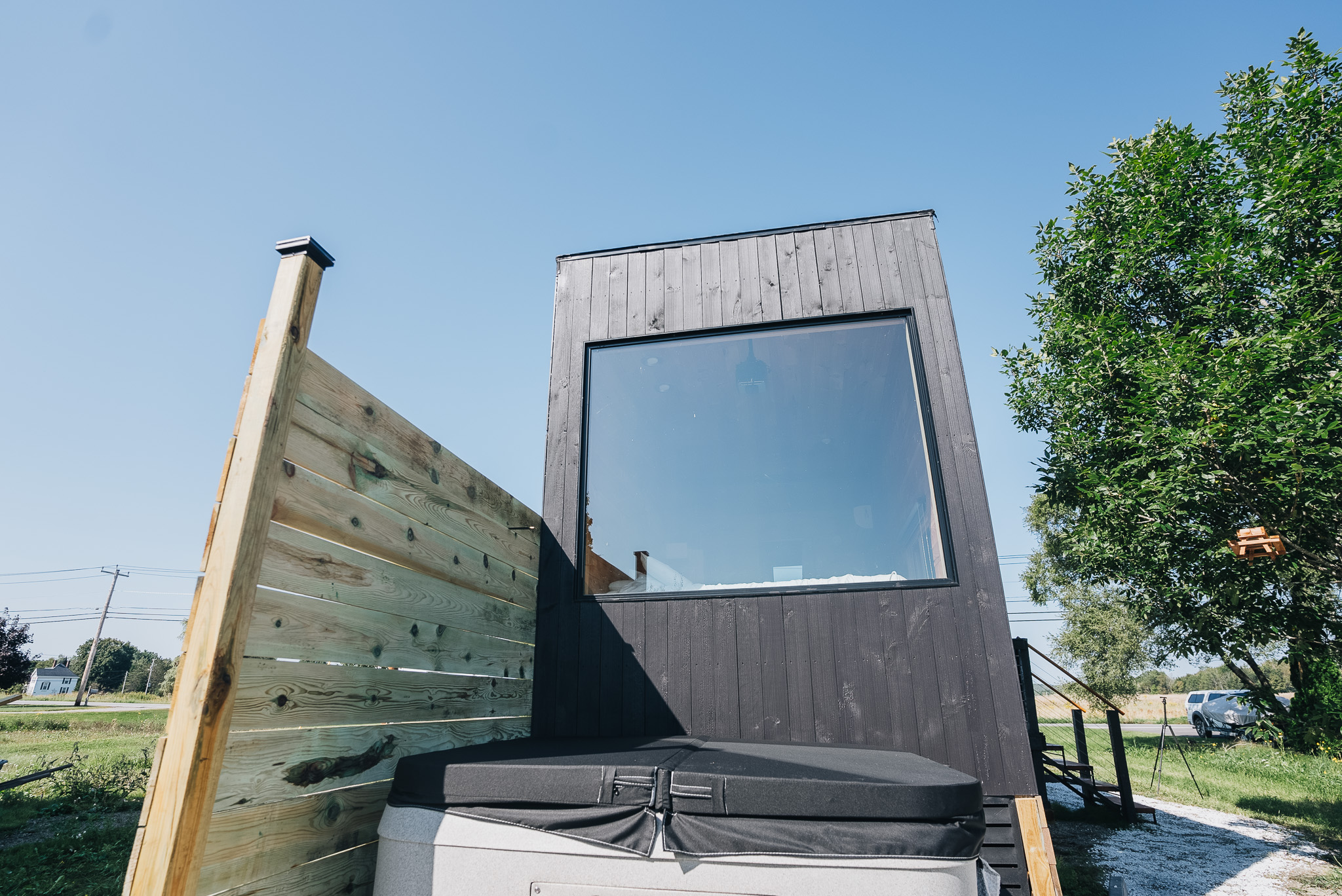 Field of Dreams Tiny Home Patio & hot tub photo 7