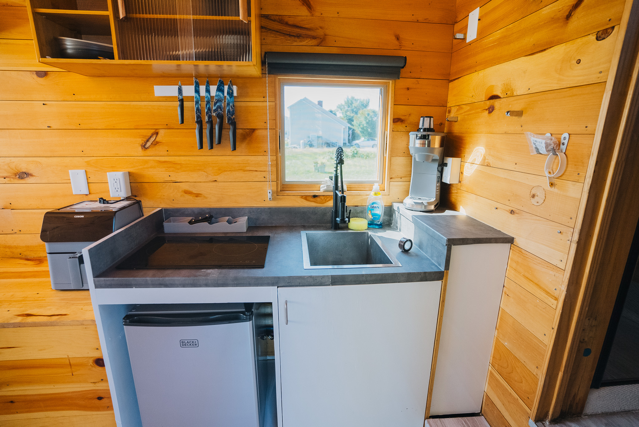 Field of Dreams Tiny Home Kitchen photo 4