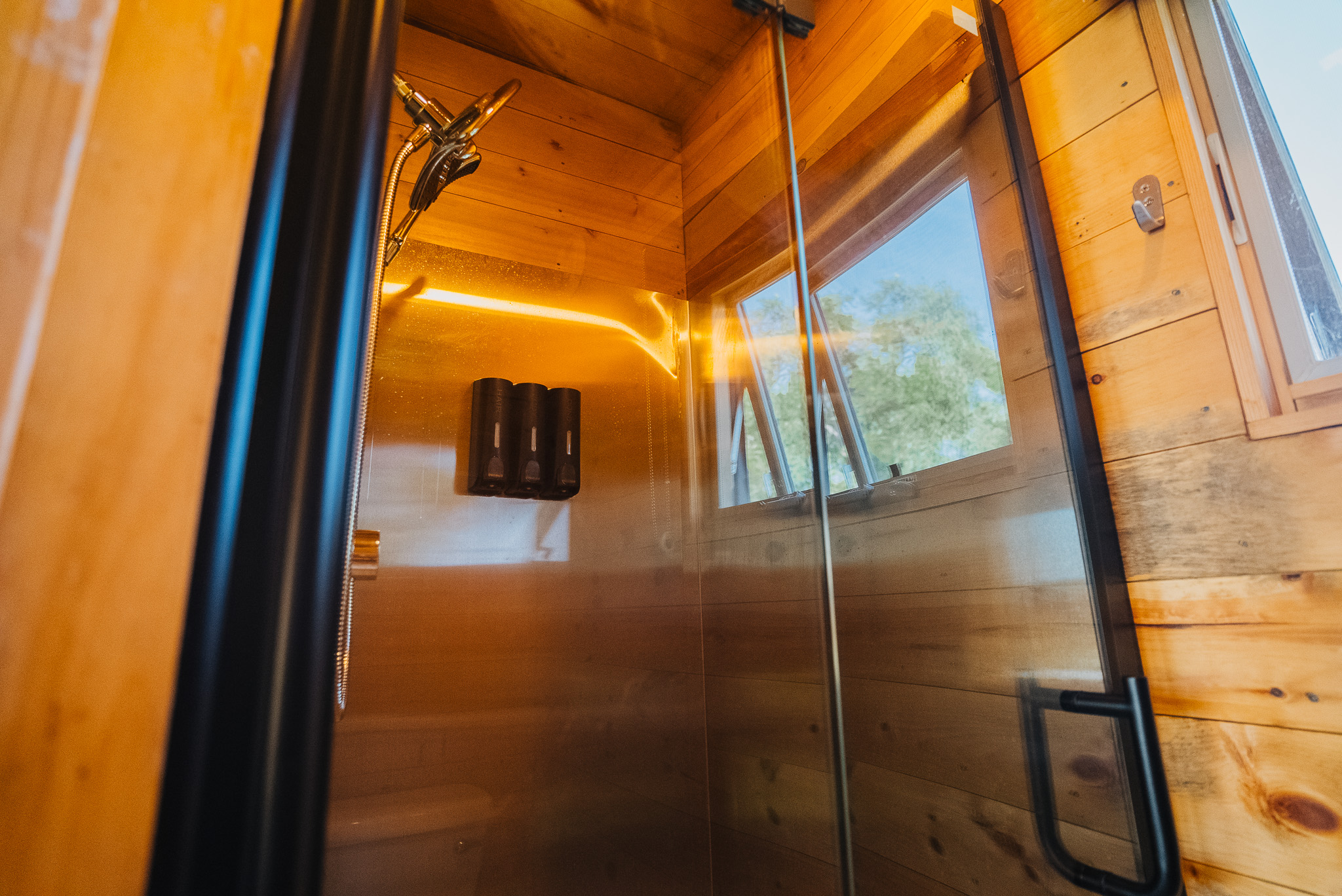 Field of Dreams Tiny Home Bathroom photo 2