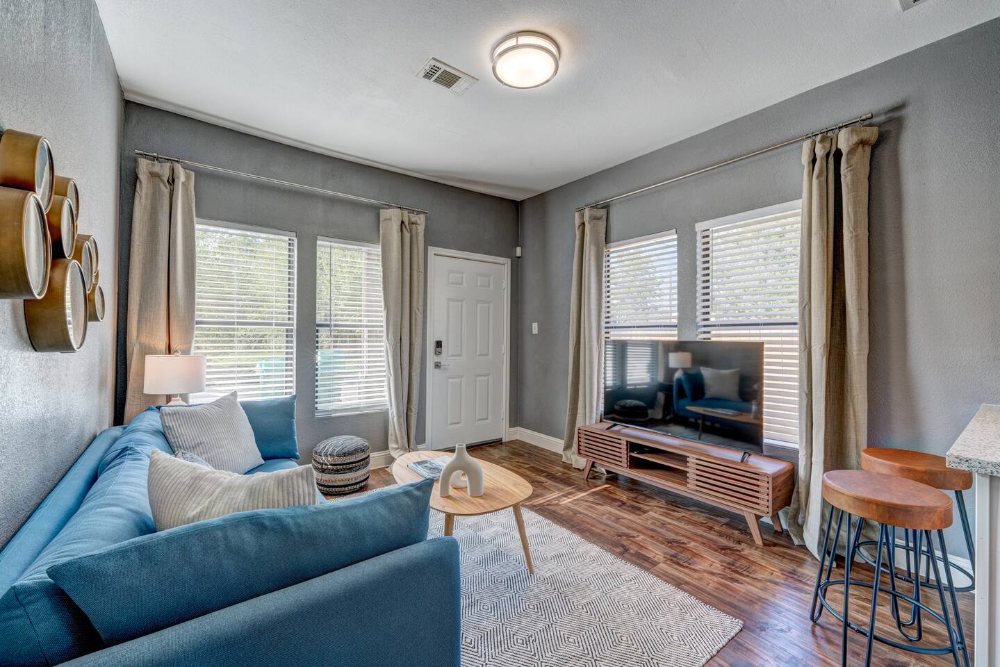 Extended Stay - 28days+ Cozy/Central/Downtown